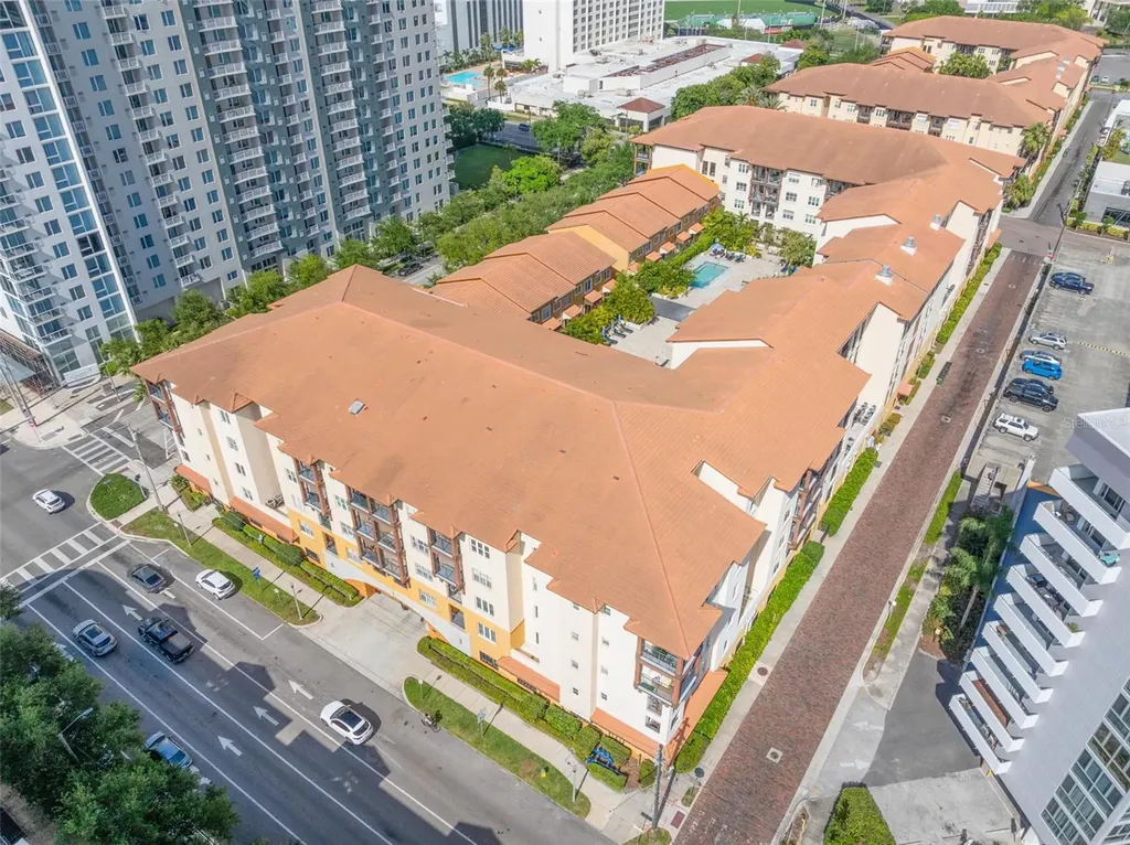 200 4th Avenue S St Petersburg FL 33701