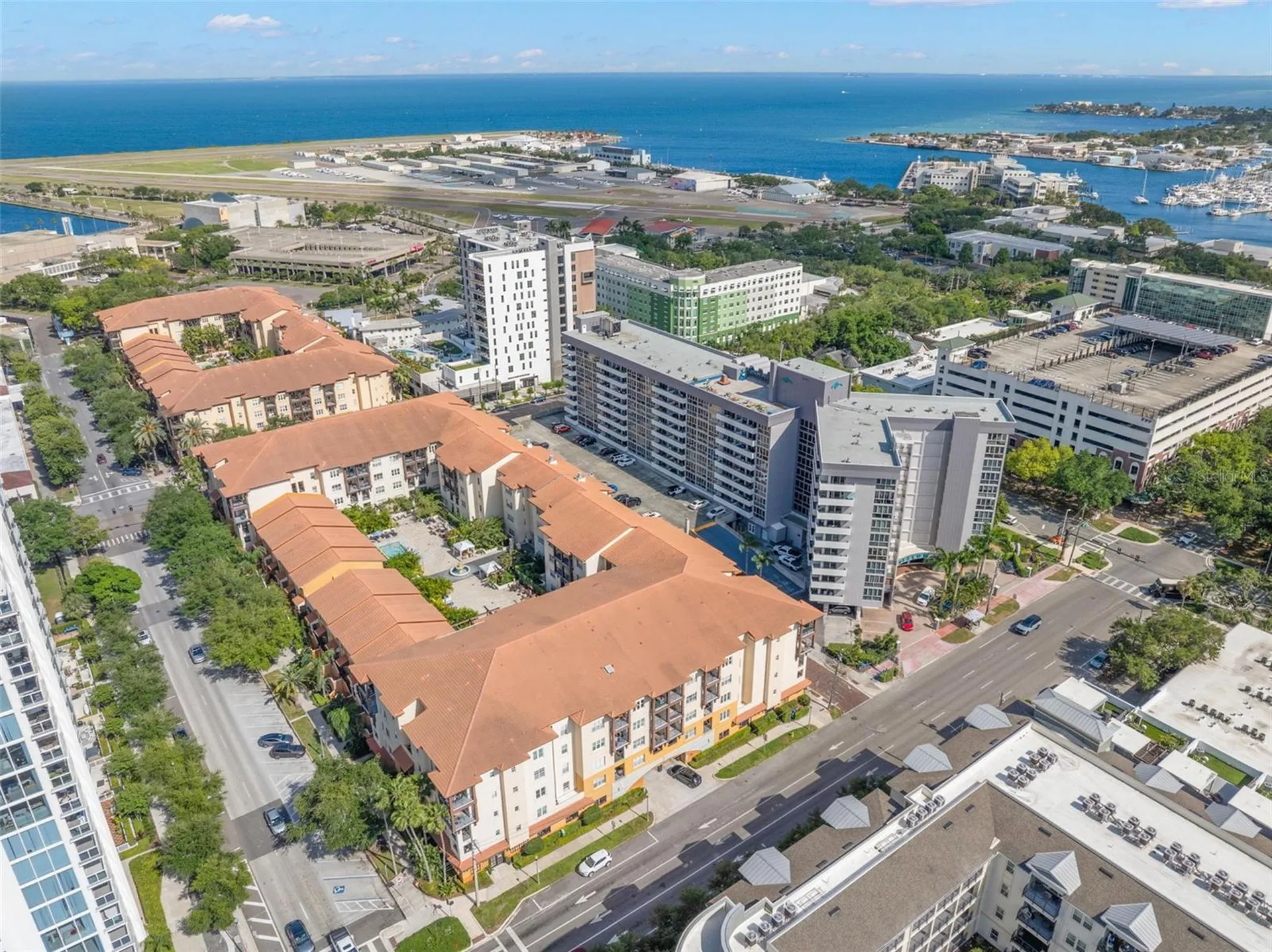 200 4th Avenue S St Petersburg FL 33701