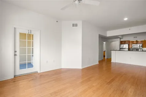 200 4th Avenue S St Petersburg FL 33701