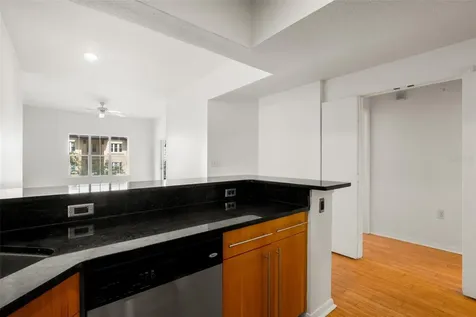200 4th Avenue S St Petersburg FL 33701