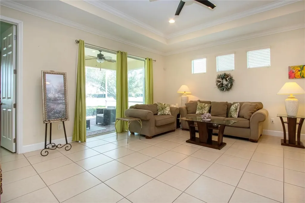 804 Chipper Drive Sun City Center FL 33573