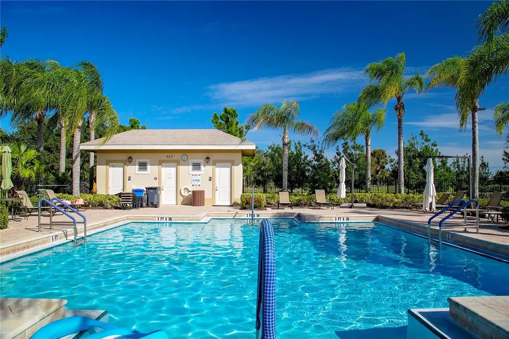 804 Chipper Drive Sun City Center FL 33573
