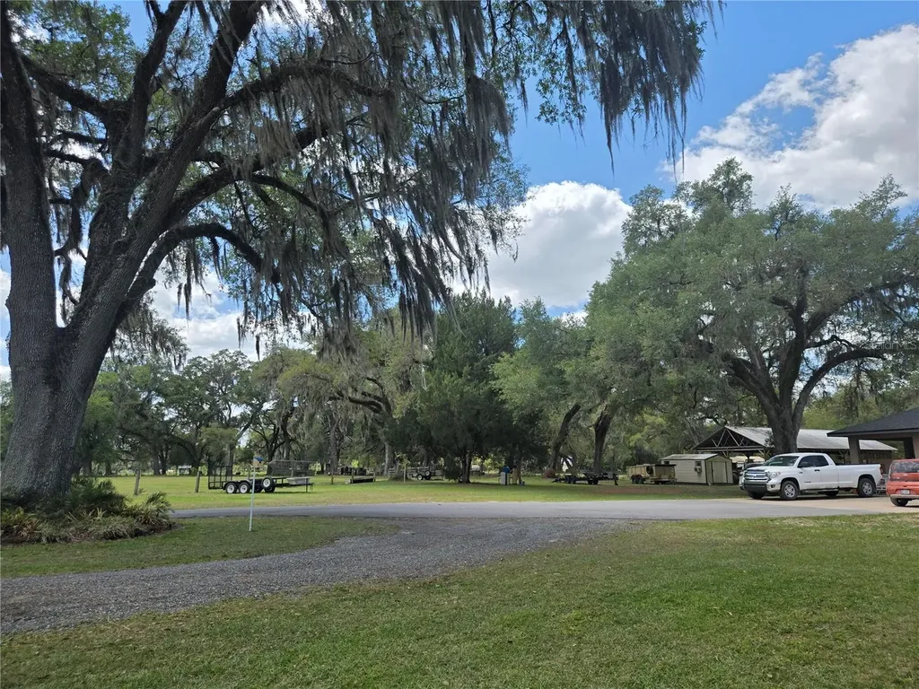 2672 SE 35th Street Sumterville FL 33585