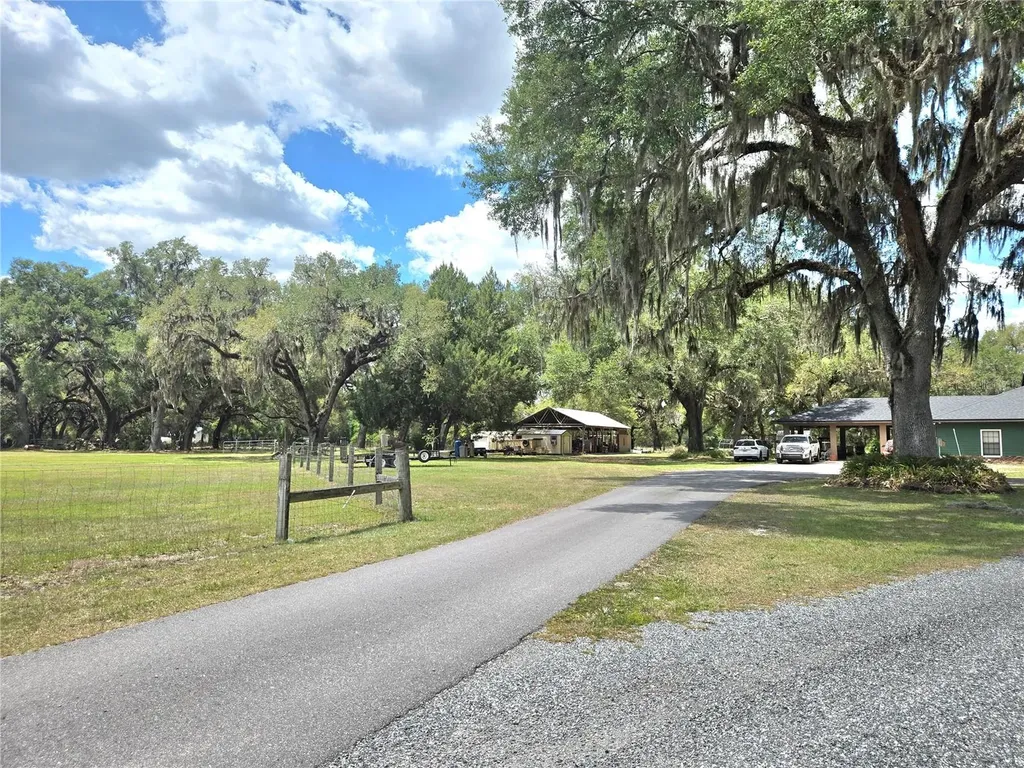 2672 SE 35th Street Sumterville FL 33585