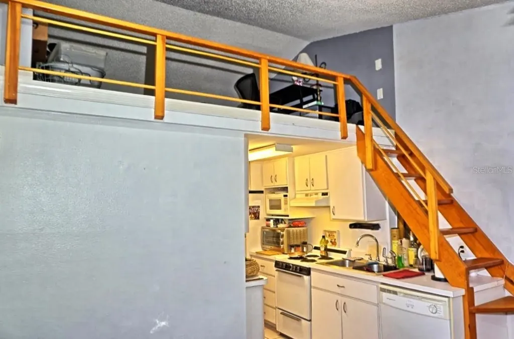 20857 Haulover Cove Lutz FL 33558