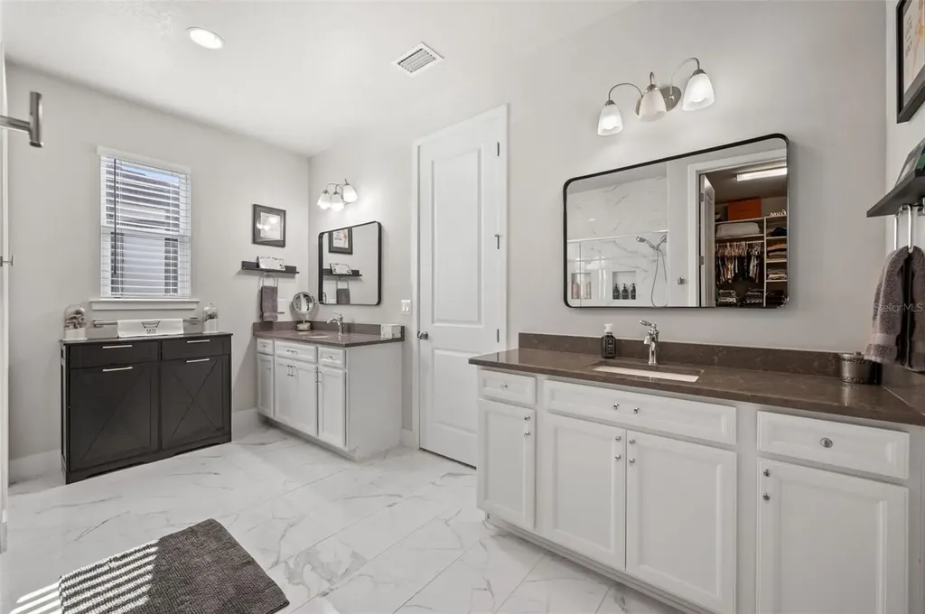 5632 Long Shore Loop Sarasota FL 34238