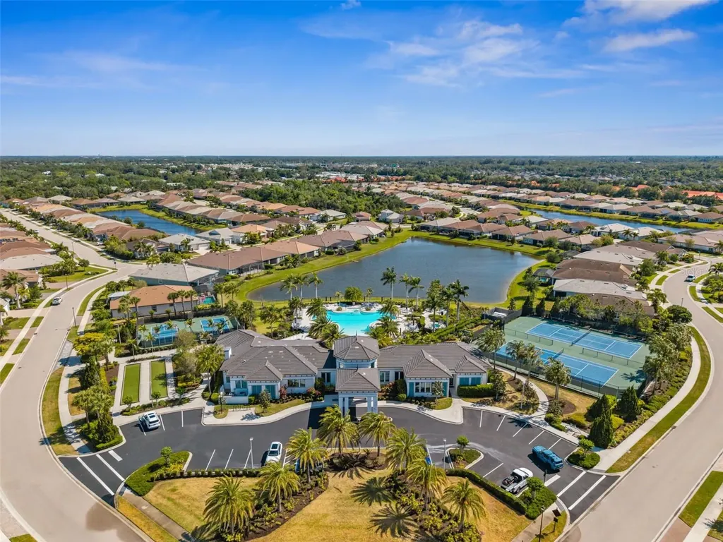 5632 Long Shore Loop Sarasota FL 34238