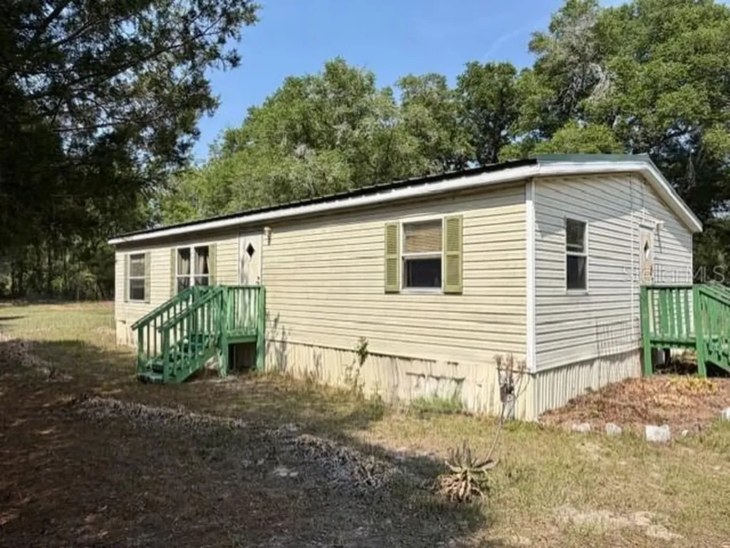 4760 NW 55th Avenue Bell FL 32619