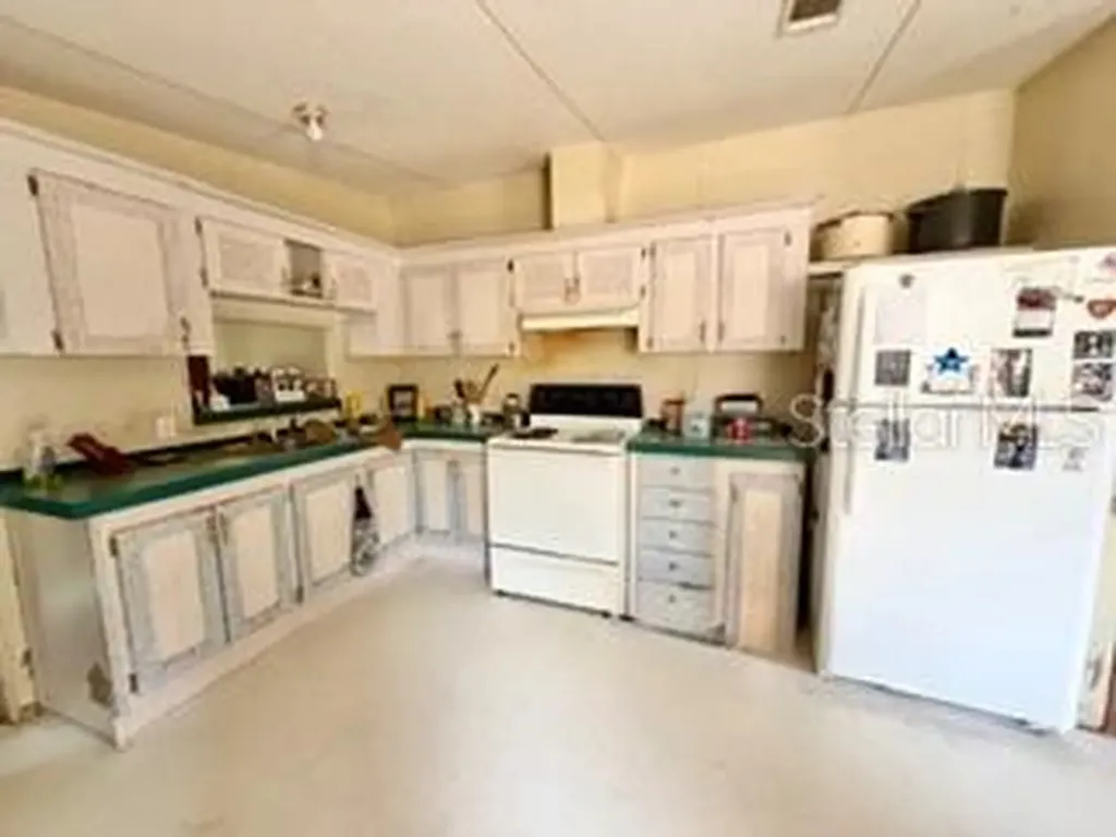 4760 NW 55th Avenue Bell FL 32619