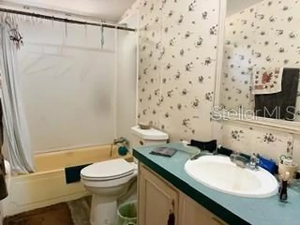 4760 NW 55th Avenue Bell FL 32619