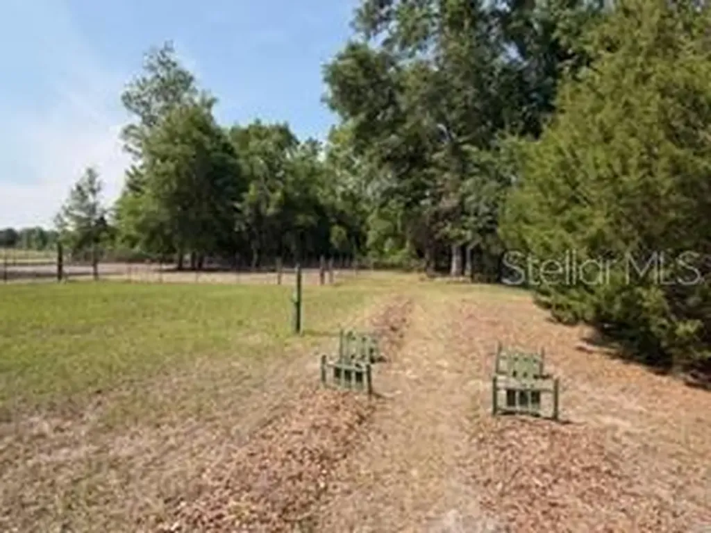 4760 NW 55th Avenue Bell FL 32619