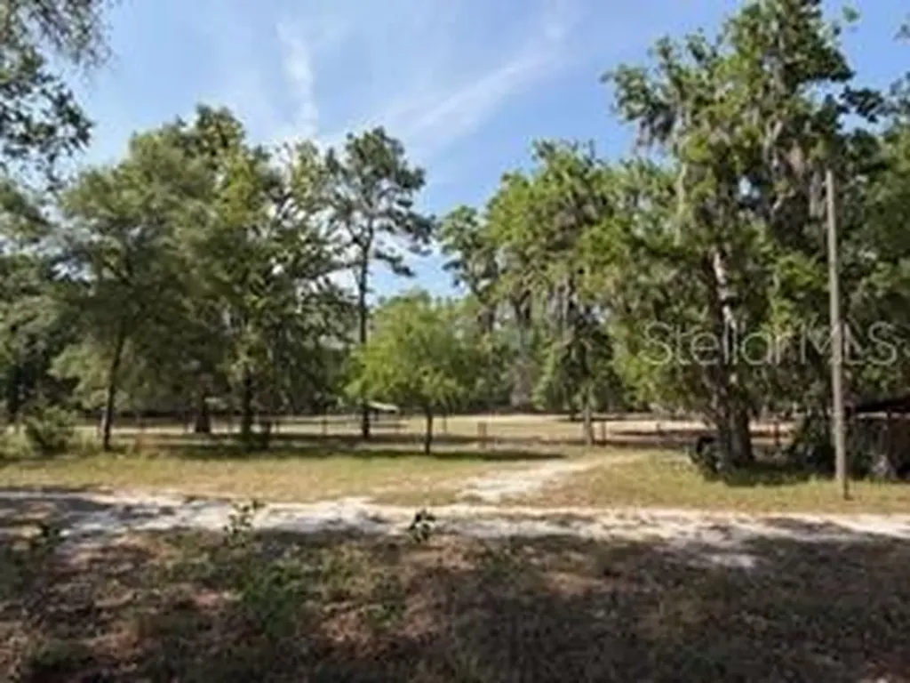 4760 NW 55th Avenue Bell FL 32619