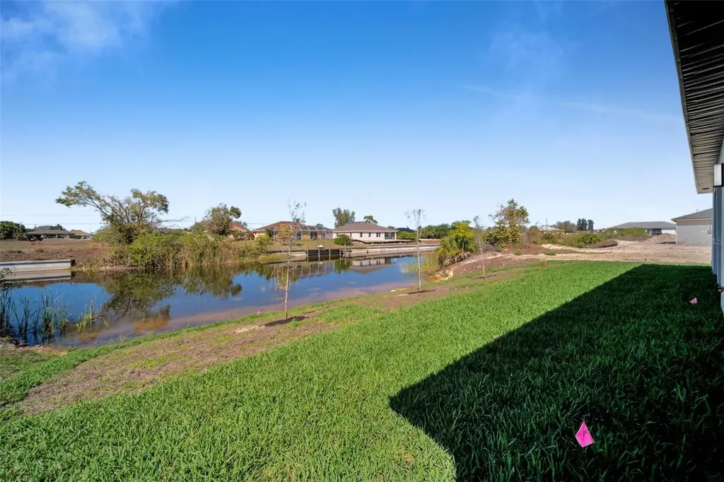 1426 NE 6th Avenue Cape Coral FL 33909