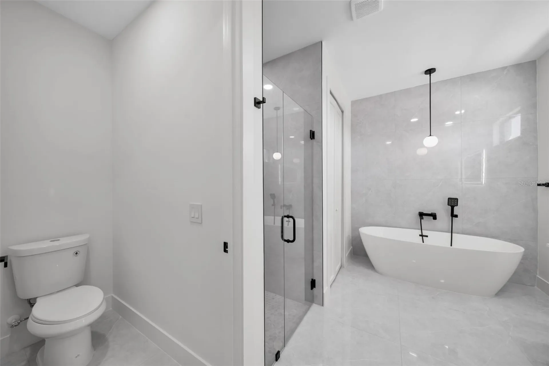 1426 NE 6th Avenue Cape Coral FL 33909