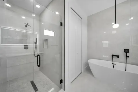1426 NE 6th Avenue Cape Coral FL 33909
