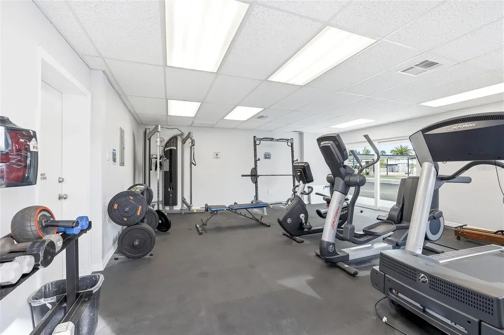 4851 W Gandy Boulevard Tampa FL 33611