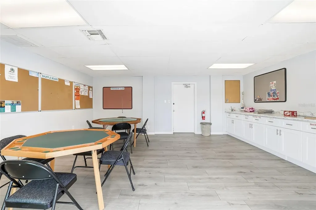 4851 W Gandy Boulevard Tampa FL 33611