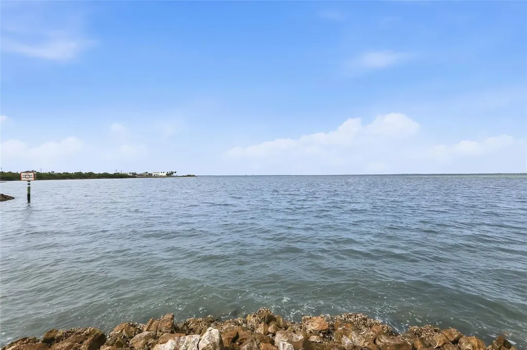 4851 W Gandy Boulevard Tampa FL 33611