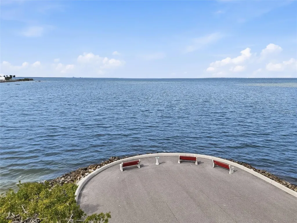 4851 W Gandy Boulevard Tampa FL 33611