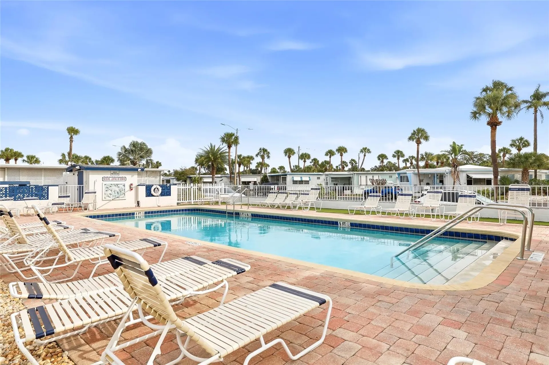 4851 W Gandy Boulevard Tampa FL 33611