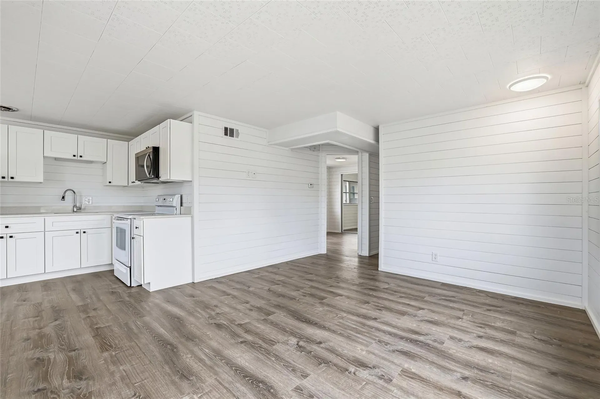 4851 W Gandy Boulevard Tampa FL 33611