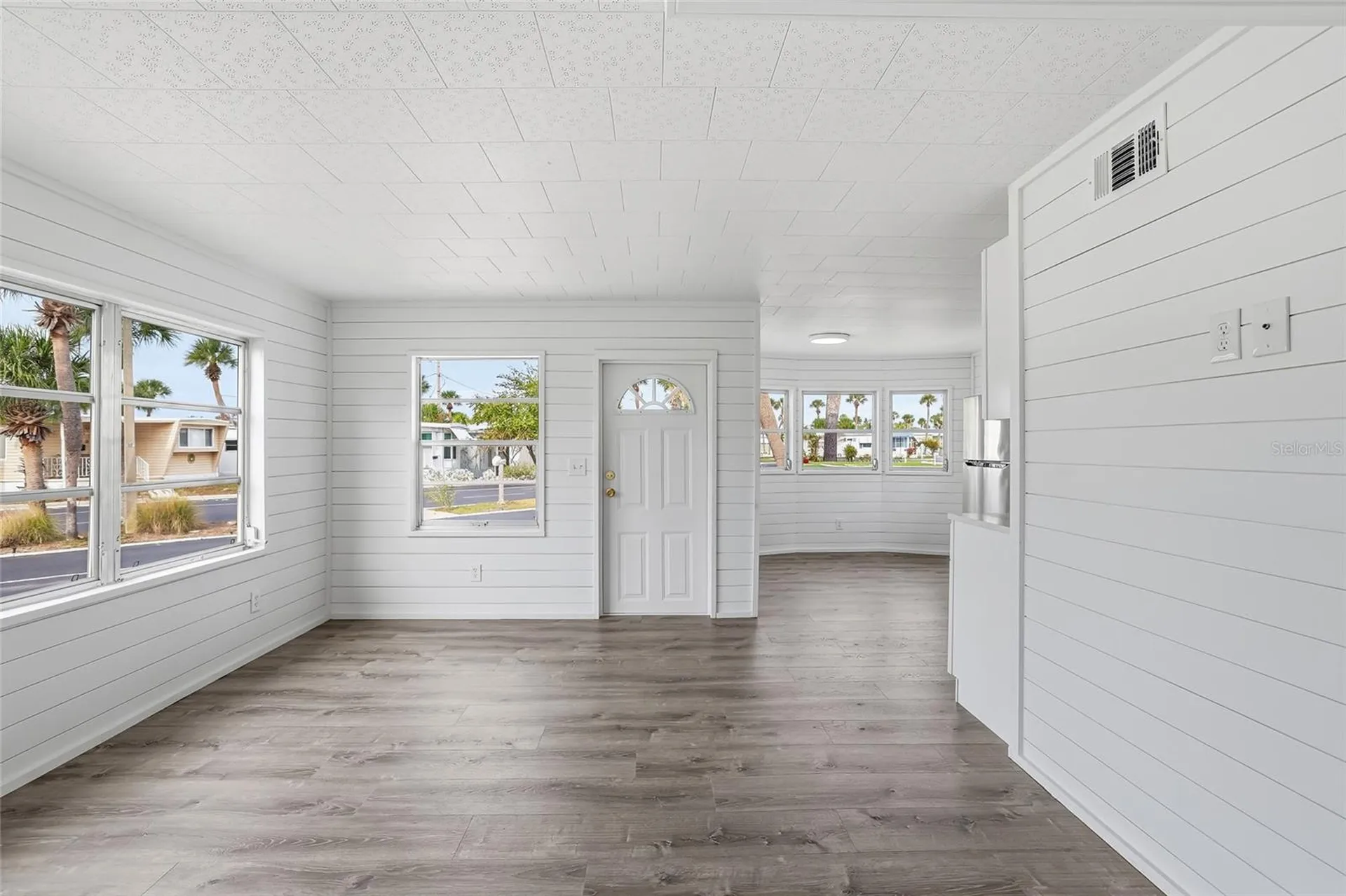 4851 W Gandy Boulevard Tampa FL 33611