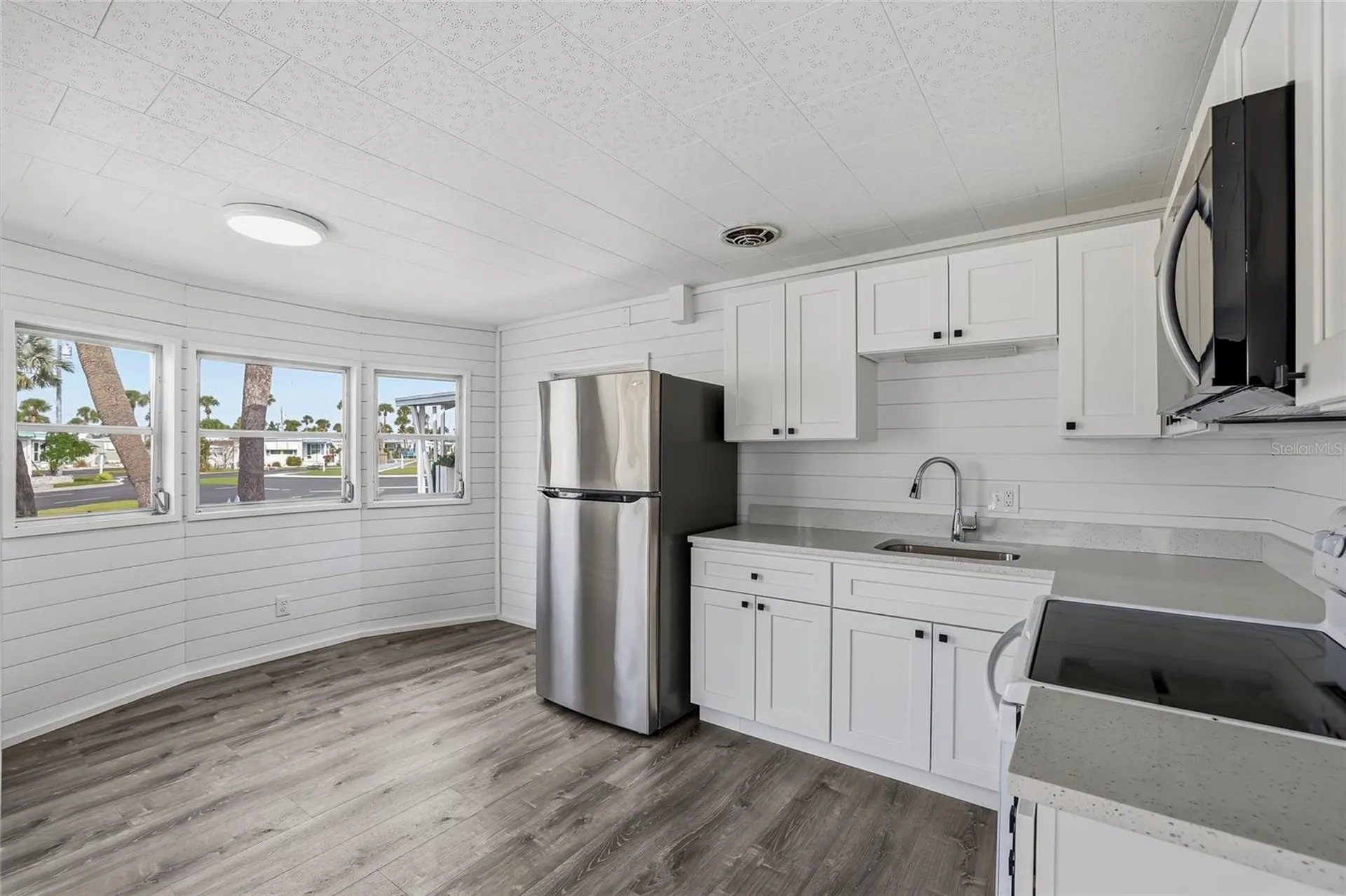4851 W Gandy Boulevard Tampa FL 33611