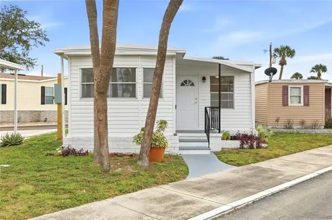 4851 W Gandy Boulevard Tampa FL 33611