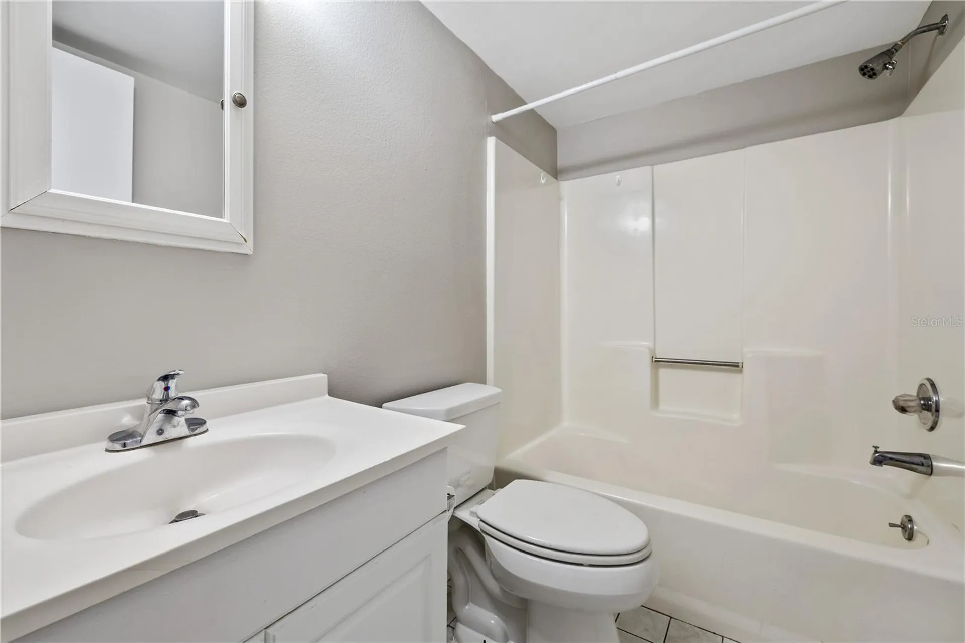 14468 Reuter Strasse Circle Tampa FL 33613