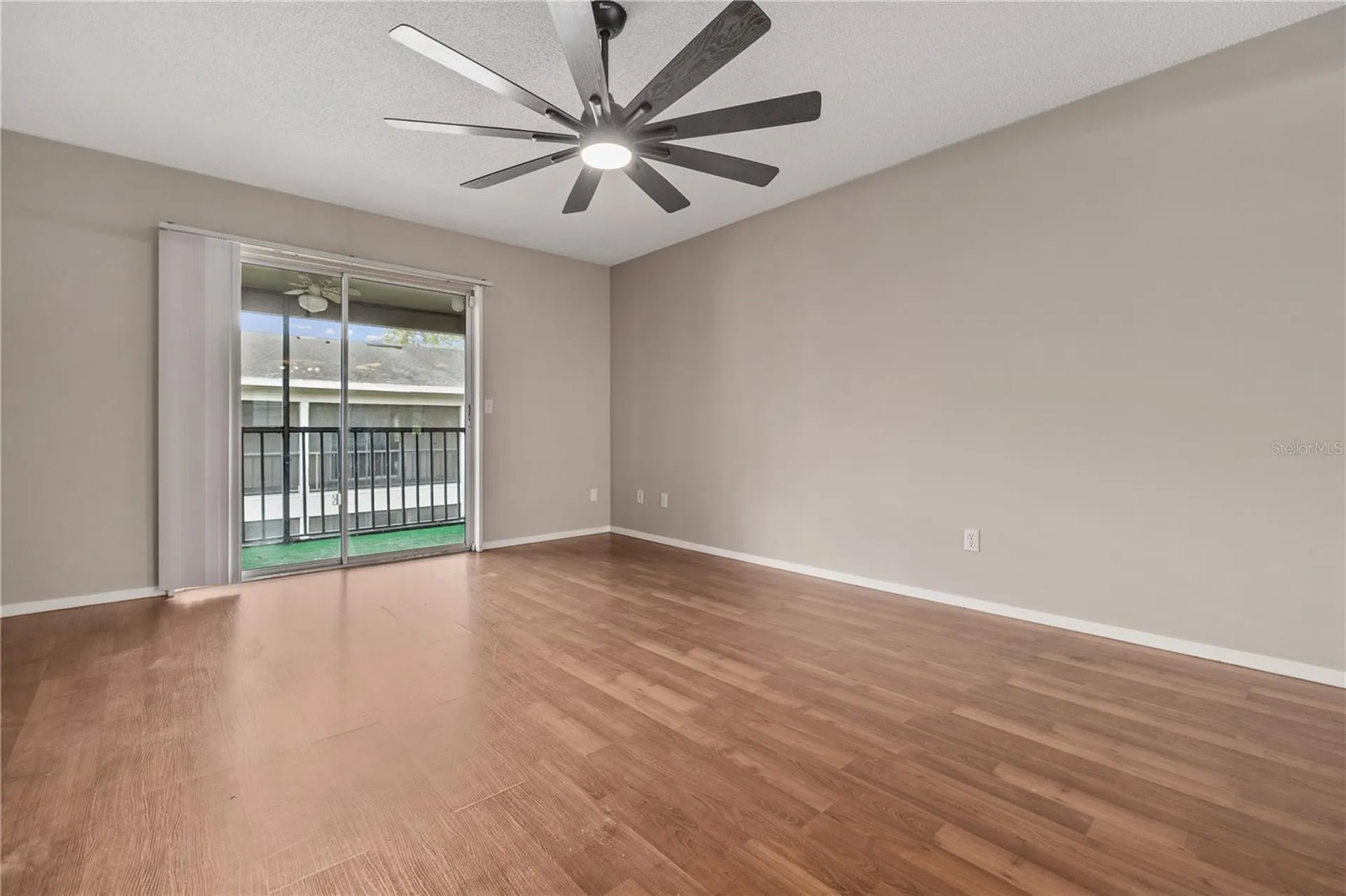 14468 Reuter Strasse Circle Tampa FL 33613