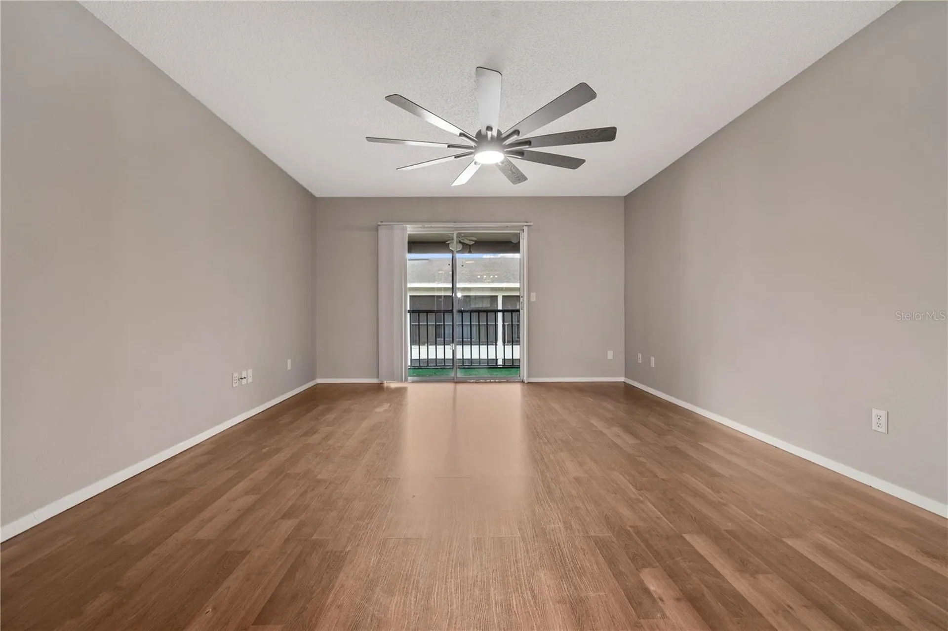 14468 Reuter Strasse Circle Tampa FL 33613