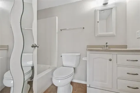 14468 Reuter Strasse Circle Tampa FL 33613