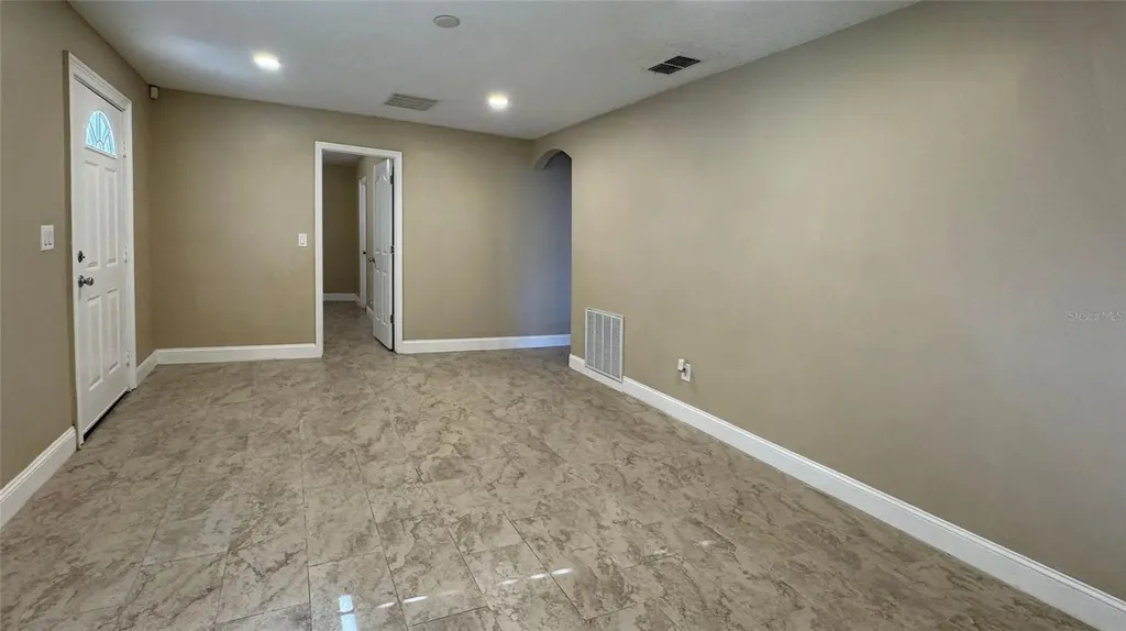 2222 Fleet Circle Orlando FL 32817