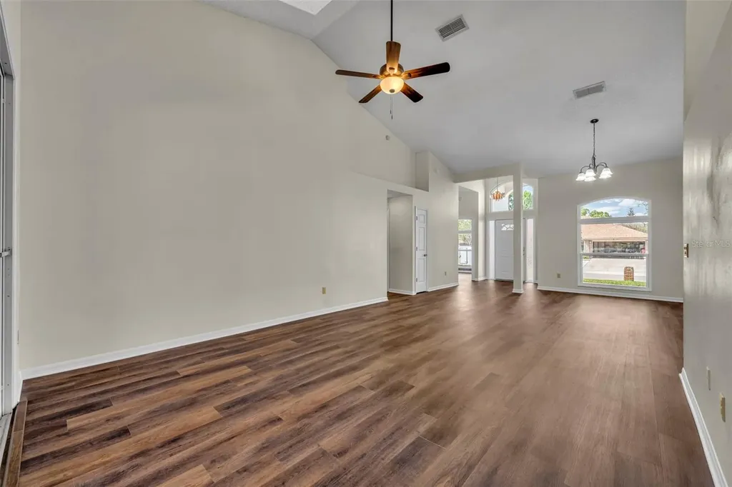 653 Yorkshire Drive Oviedo FL 32765