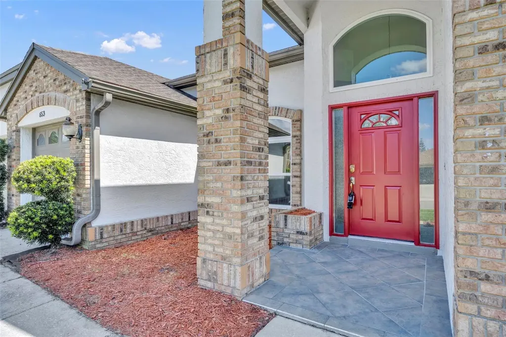 653 Yorkshire Drive Oviedo FL 32765