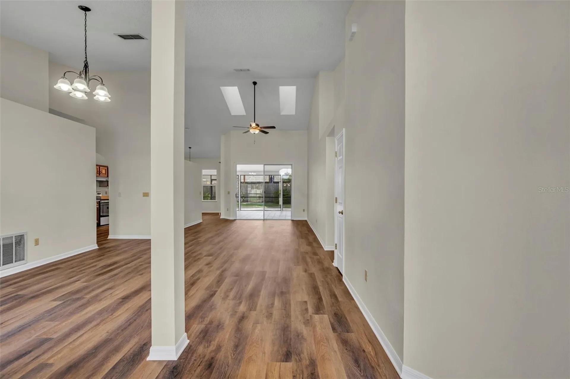 653 Yorkshire Drive Oviedo FL 32765
