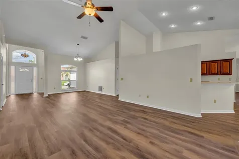 653 Yorkshire Drive Oviedo FL 32765