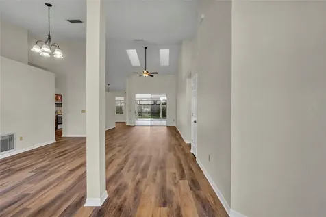 653 Yorkshire Drive Oviedo FL 32765