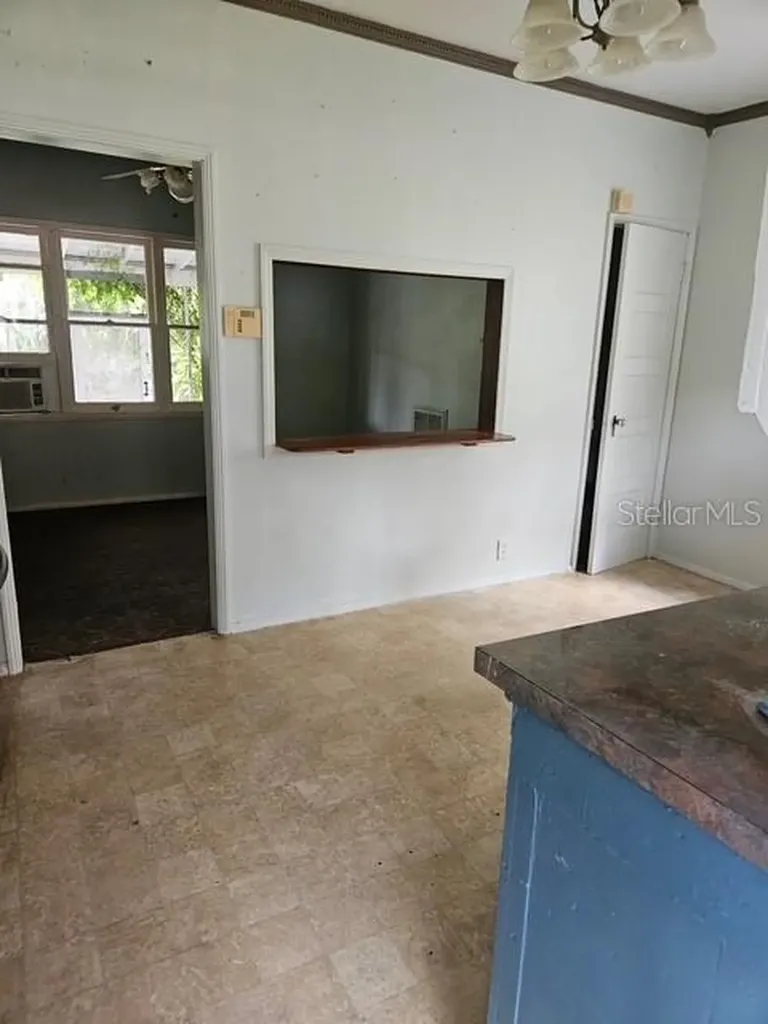 141 N Pine Street Pierson FL 32180