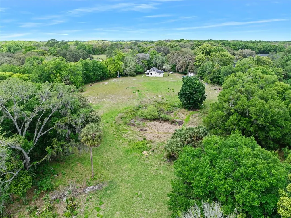 141 N Pine Street Pierson FL 32180