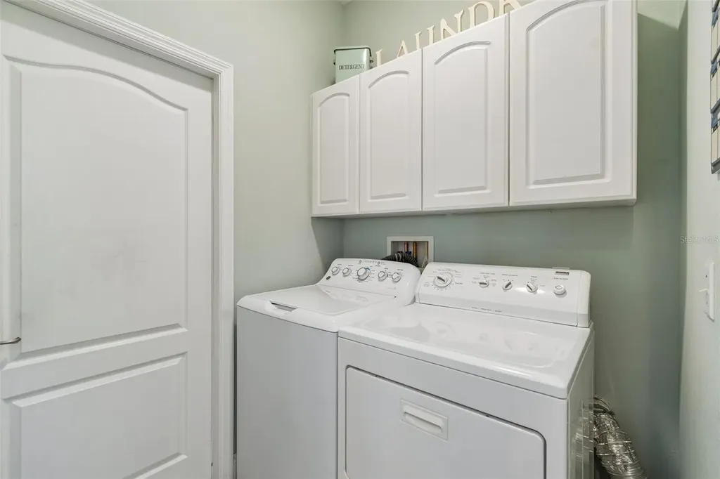 4910 Sky Blue Drive Lutz FL 33558