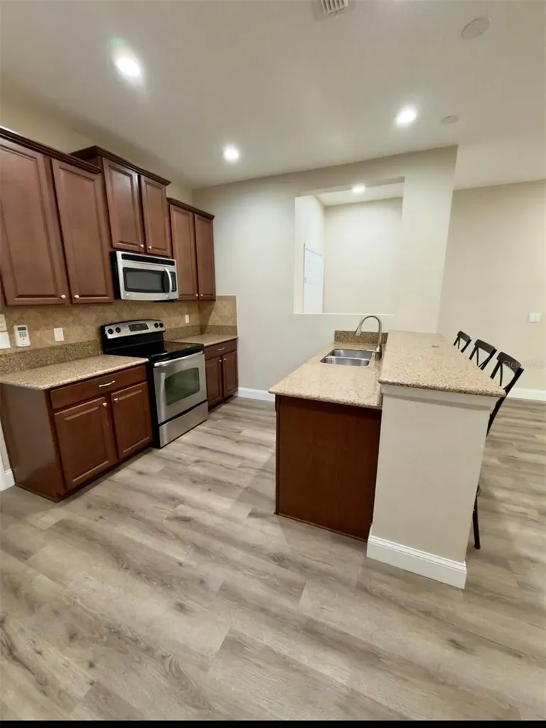 1562 Plumeria Place Oviedo FL 32765