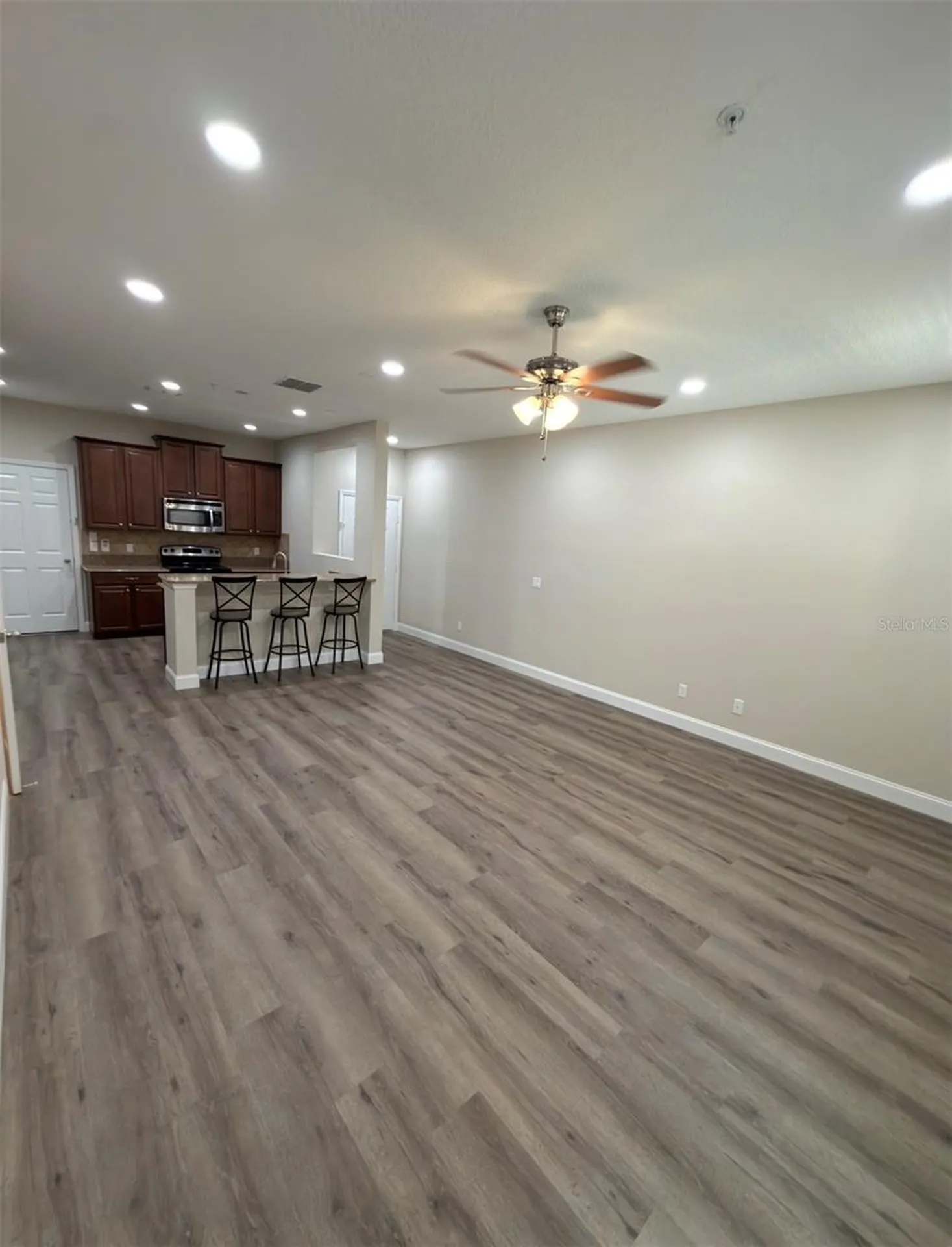 1562 Plumeria Place Oviedo FL 32765