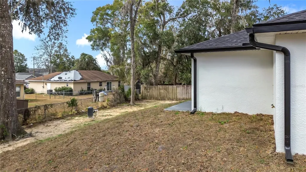 18 Juniper Trail Run Ocala FL 34480