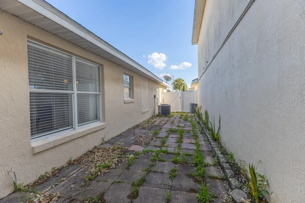 3267 Brewster Drive Kissimmee FL 34743