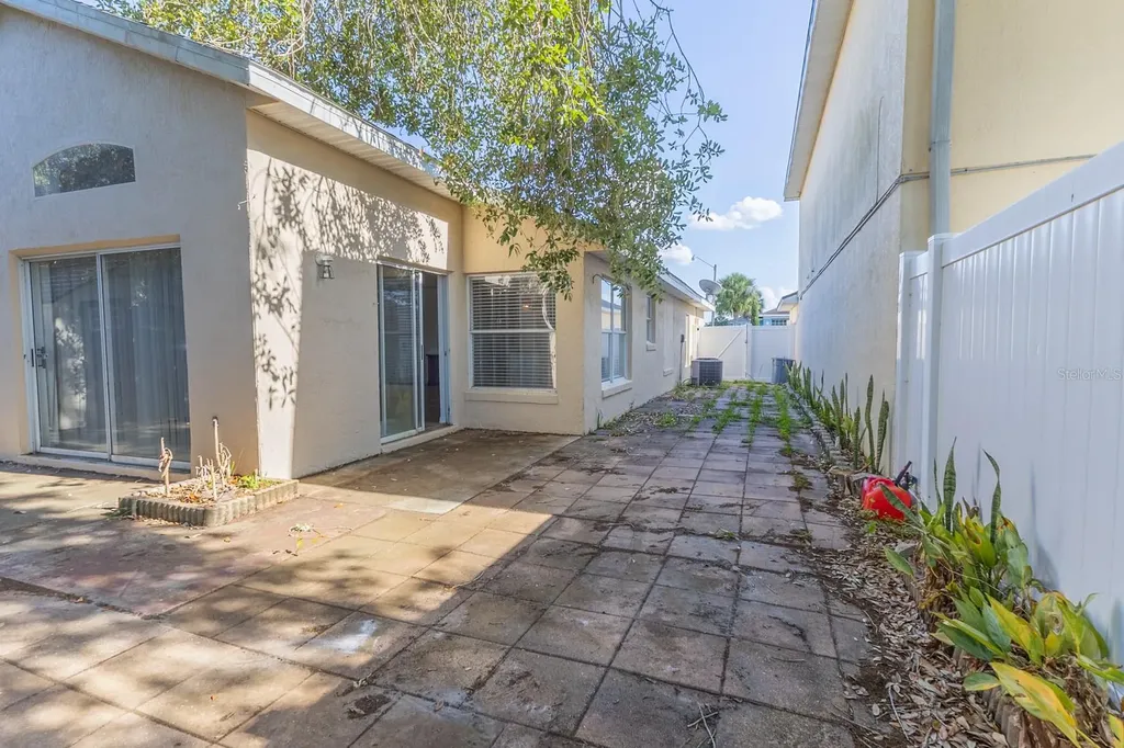 3267 Brewster Drive Kissimmee FL 34743