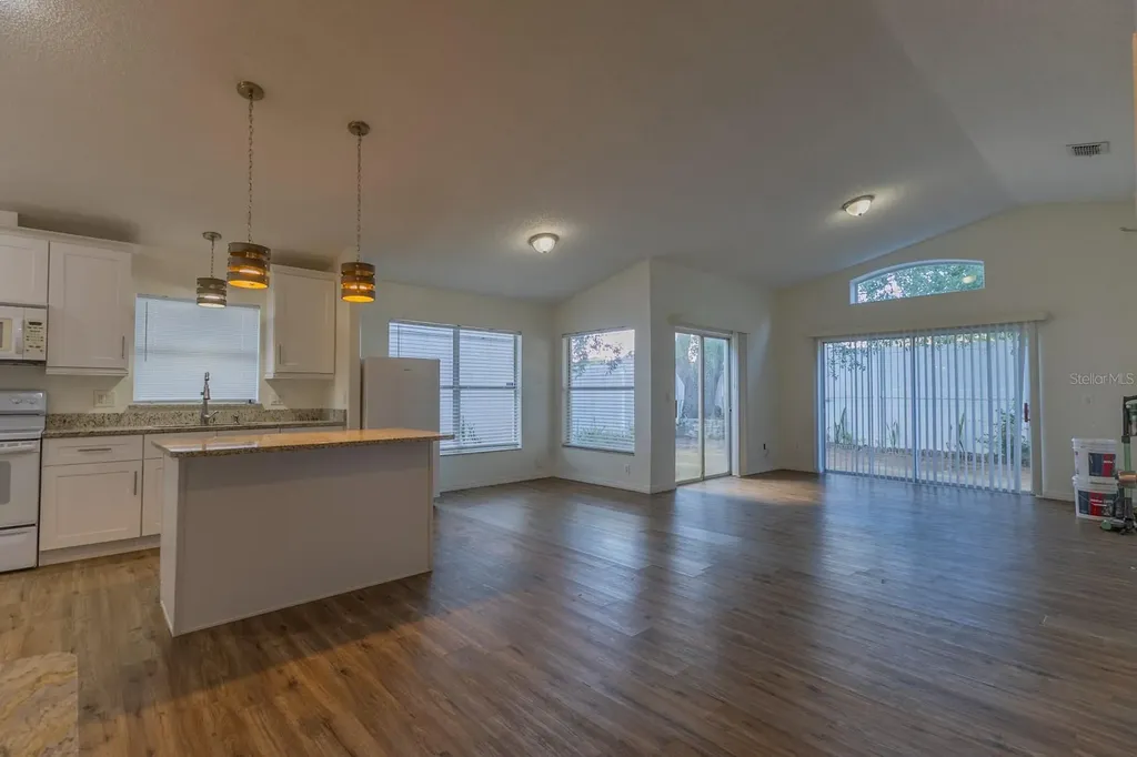 3267 Brewster Drive Kissimmee FL 34743