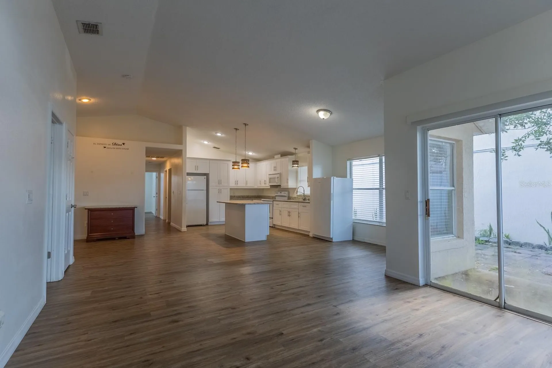 3267 Brewster Drive Kissimmee FL 34743