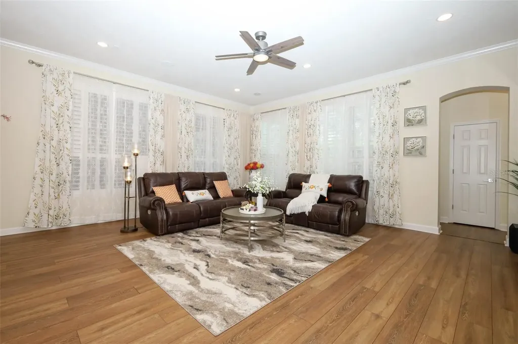 836 Woodbark Cove Sanford FL 32771