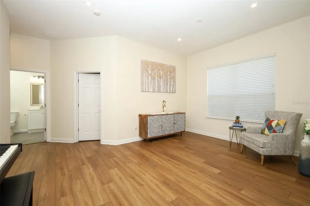 836 Woodbark Cove Sanford FL 32771